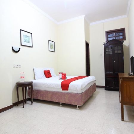 Reddoorz @ Mantrijeron 2 Hotel Jogjacarta Exterior foto