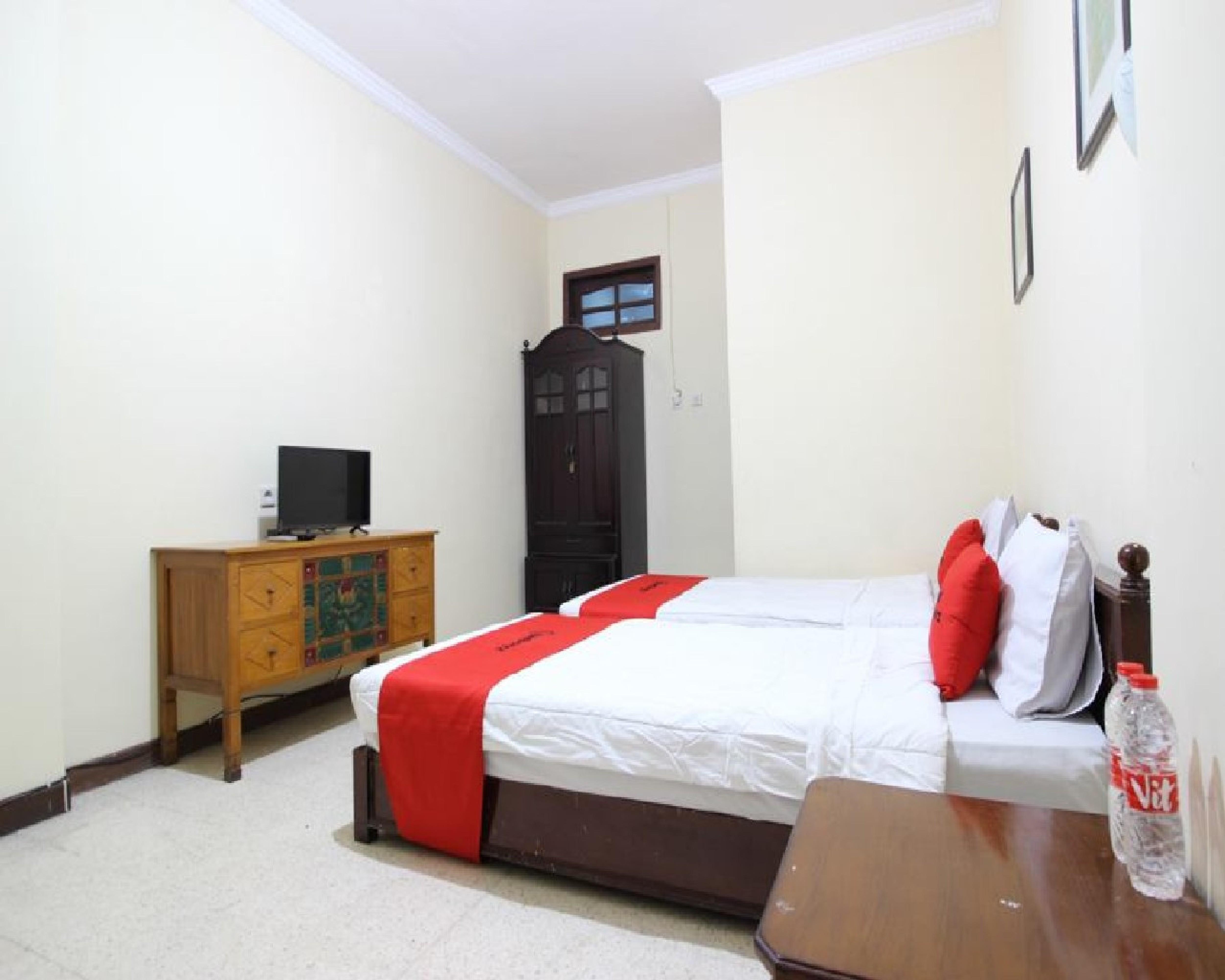 Reddoorz @ Mantrijeron 2 Hotel Jogjacarta Exterior foto