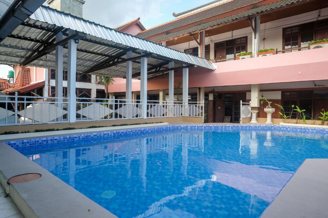 Reddoorz @ Mantrijeron 2 Hotel Jogjacarta Exterior foto