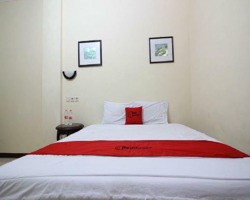 Reddoorz @ Mantrijeron 2 Hotel Jogjacarta Exterior foto
